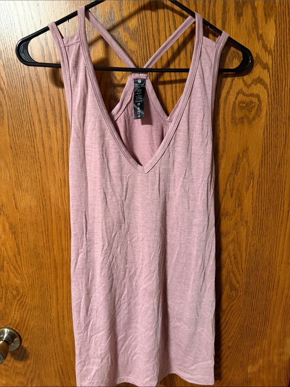 Yogalicious Mauve Pink V-Neck Tank with Crossed Back Straps